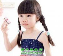 娃娃脸小女孩齐刘海图片 唯美小公主范