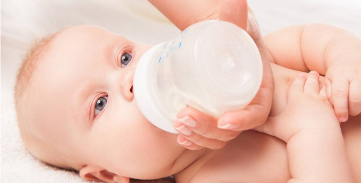 婴儿奶粉怎么冲，怎么给婴儿换奶粉喝
