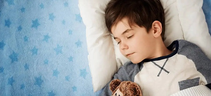 小孩怎样养成良好的睡眠，怎样培养宝宝良好的睡眠